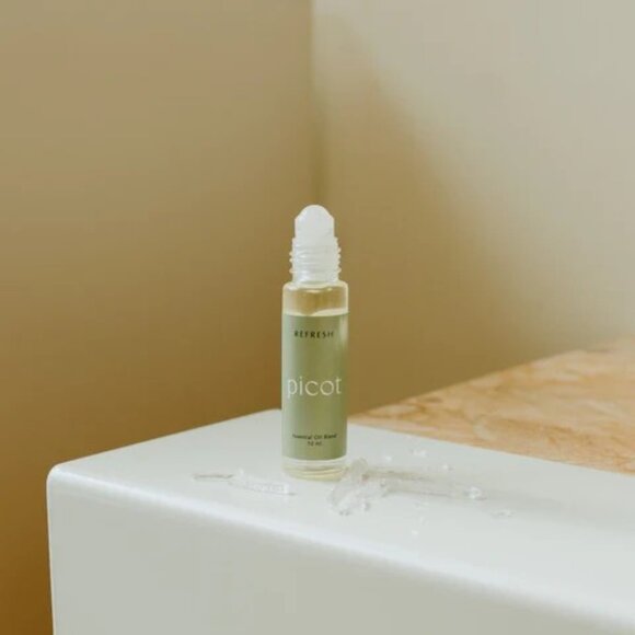 NWT Picot Collective – Refresh Menthol Roller - Picture 1 of 2